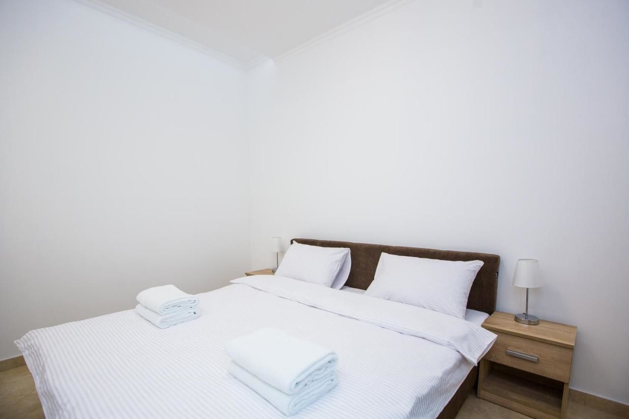 Апартаменты Avangard Kulisha* Apartment Львов