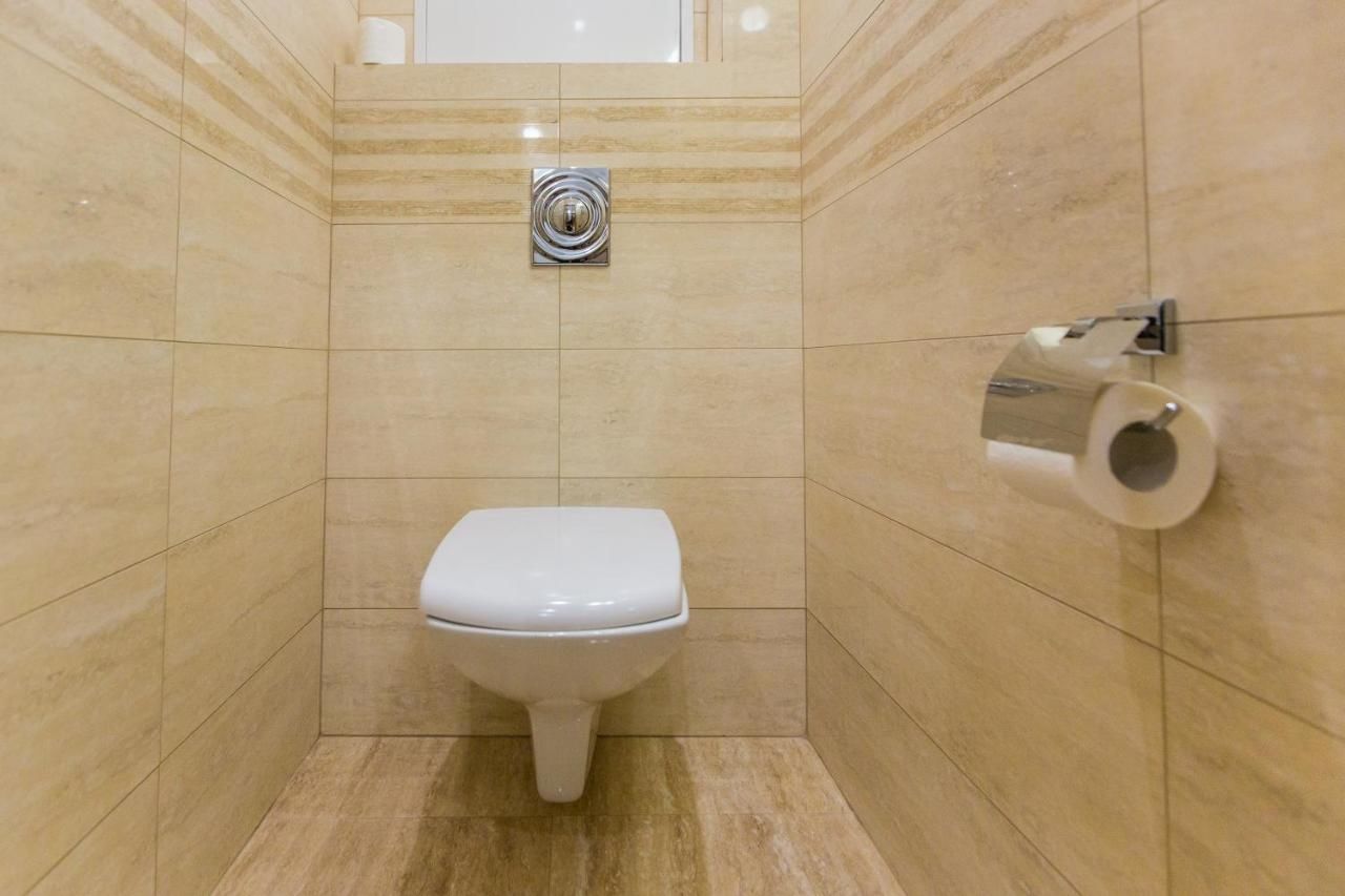 Апартаменты Avangard Kulisha* Apartment Львов