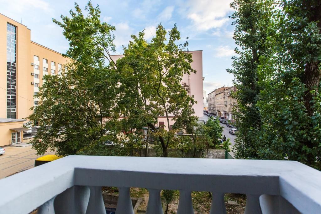 Апартаменты Avangard Kulisha* Apartment Львов