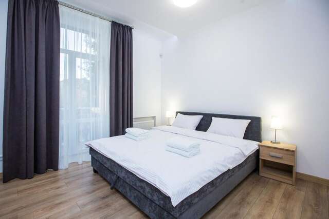 Апартаменты Avangard Kulisha* Apartment Львов-4